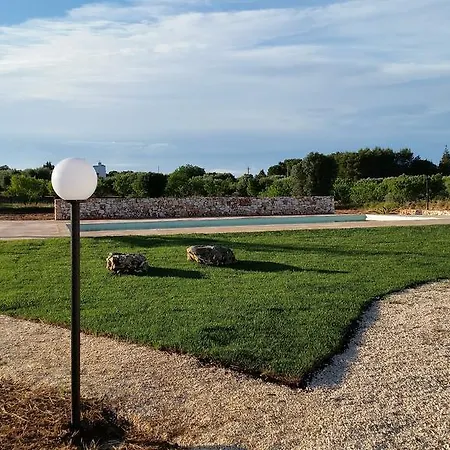 Masseria Belfiore 住宿加早餐酒店 奥斯图尼